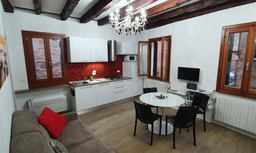 Ca' Venice Canal View