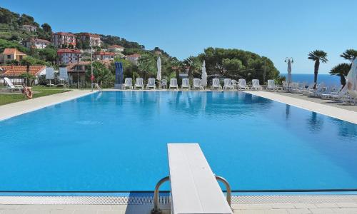 Apartment Le Margherite - SLR251 by Interhome