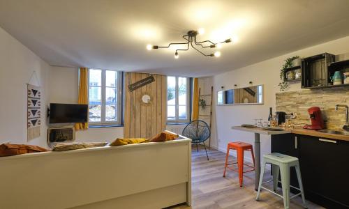 Méline - BASTIDE - Appartement proche place Carnot proche cité médiéval