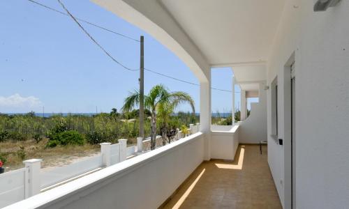 SINE TEMPORE Beach Holiday Home