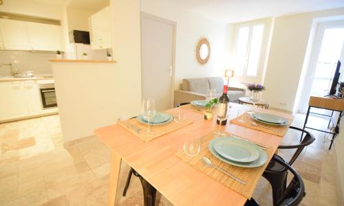 Nice Renting - PAIROLIERE - SPACIOUS FLAT - OLD NICE - MASSENA - TERRACE