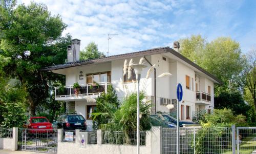 Apartment Villa Erica by Interhome