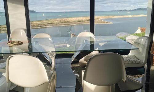 Villa l'hermine Vue mer exceptionnelle, prestation luxe contemporaine avec cinema et spa, borne voit électrique