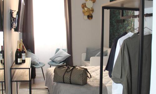 Vite 99 spanish steps room