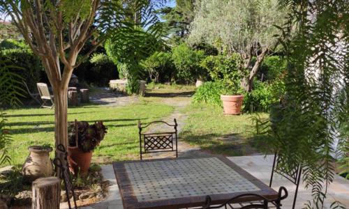 Magnifique Rez de Jardin Tropézien