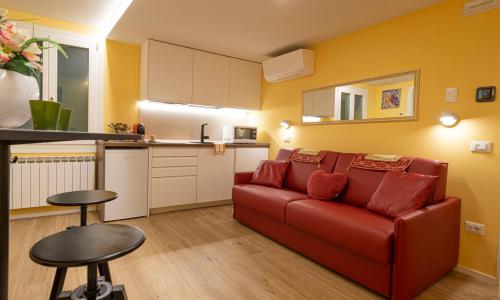 NINA SWEET HOME IN VENICE