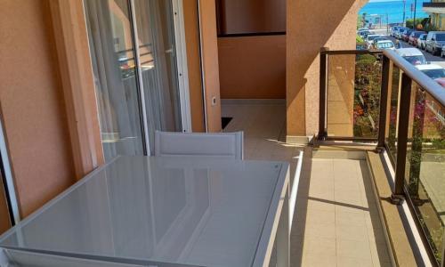 K&S 68 Appt Standing vue mer - Garage Inclus