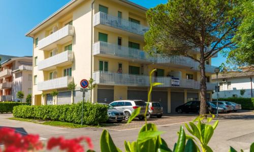 Apartment Antonella-1 by Interhome