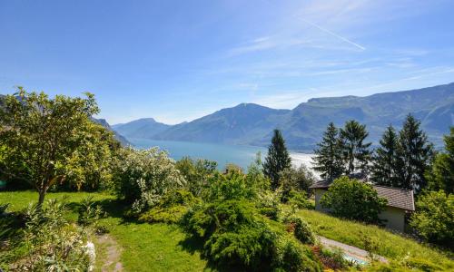 Paradise Garden & View