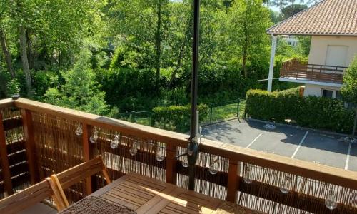 Appartement 2 chambres Balcon Parking privé Centre Village