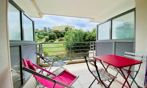 STUDIO PIEDS DANS L'EAU