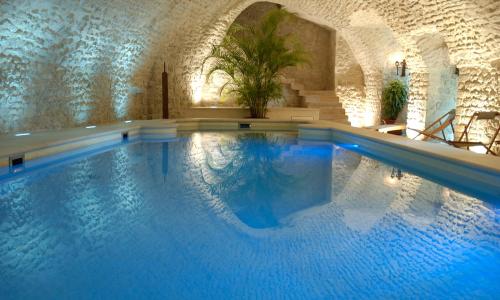 Château de Vault de Lugny