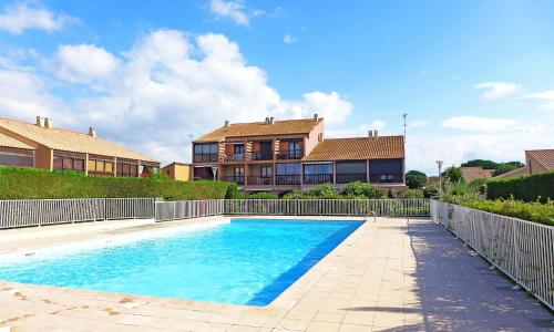 Holiday Home Les Amandines-3 by Interhome