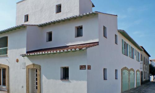 Apartment Le Soleil Camarguais - SMM153 by Interhome