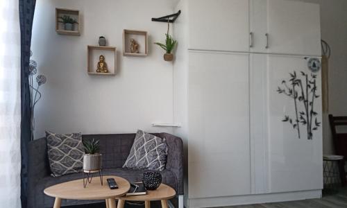 cosy STUDIO 4 personnes, proche mer et commerce 0 chambre