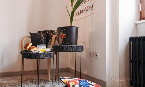 Appartement ForRest - balcon privé et piscine, près de Lyon