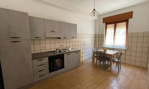 Amplio e luminoso appartamento nel cuore di Le Castella