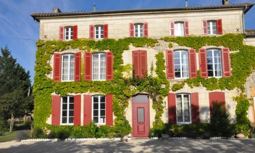 chambre spacieuse dans maison bourgeoise