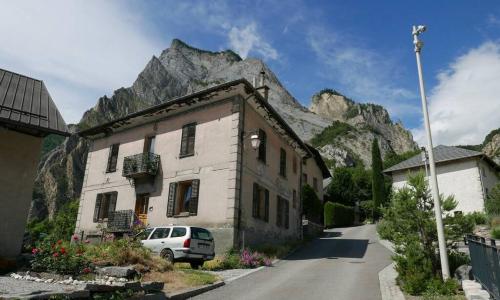 Joli appartement confortable rénové style cosy