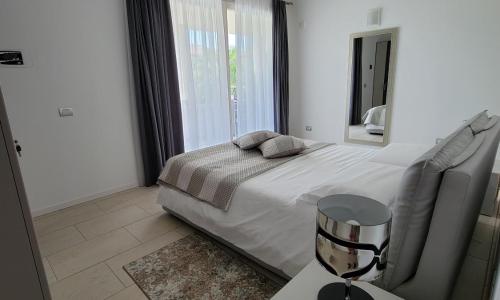 Royal Apartments Garda