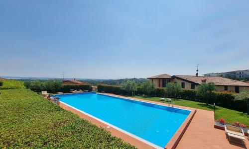 Bellevue Holiday's Home