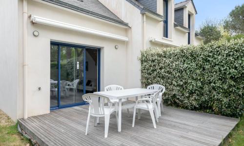 Maison neuve pour quatre personnes a Arzon