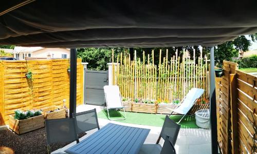 STUDIO MEZZANINE 2/3 Personnes