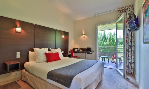 Standard Room photo