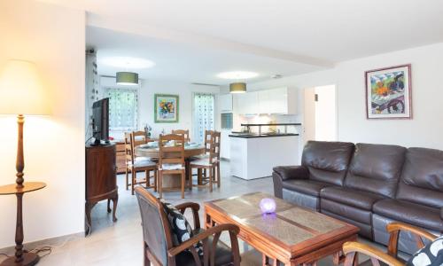 Holiday Home Les Jardins du Levant by Interhome