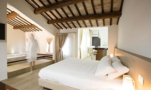 Borgoleoni 18 - Room and Breakfast