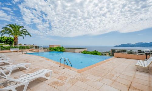 Apartment La Croix des Gardes by Interhome