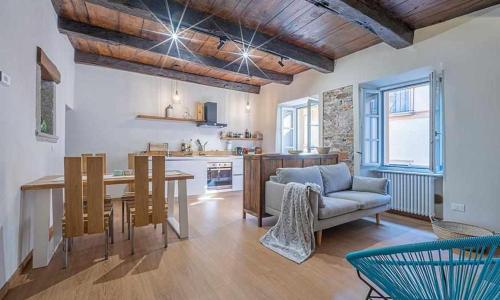 L Arco appartamento centro storico Orta SGiulio