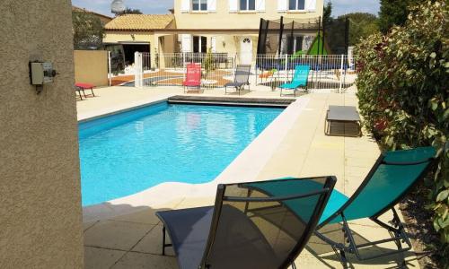 villa classée 4 étoiles avec piscine et boulodrome