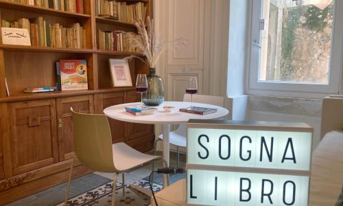 Sognalibro Bed and Books