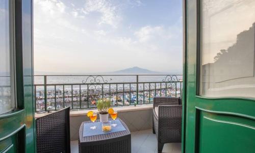 Seaview Home on the beach & amazing views terrace