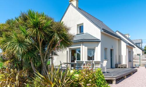 Maison de 2 chambres a Plurien a 800 m de la plage avec hammam et terrasse amenagee