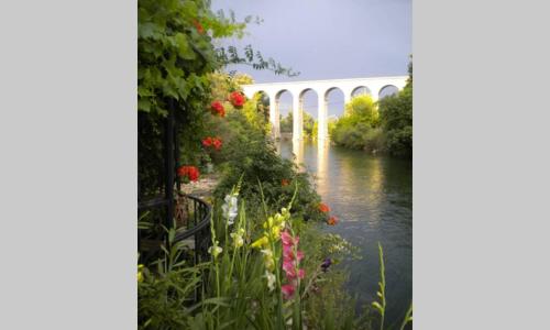 Appartement à FONTAINE DE VAUCLUSE