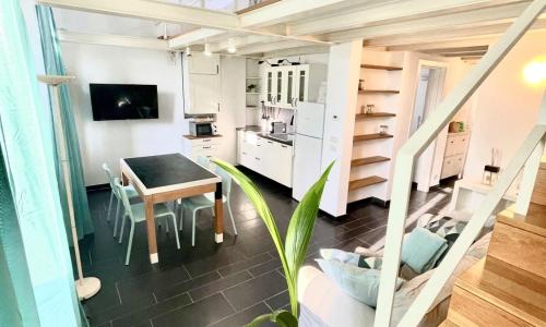 COZY LOFT MARINA VIEW