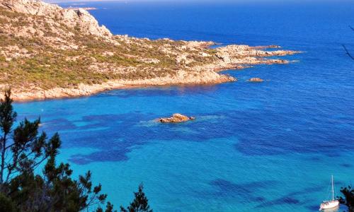 Splendide vue mer avec piscine