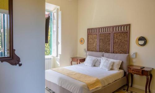 RomAntica Suite with balcony near San Giovanni