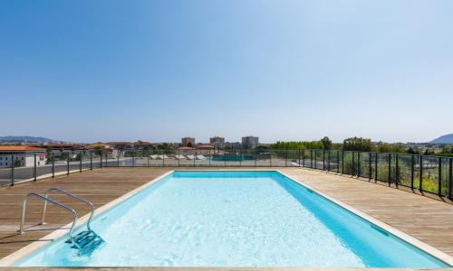 Mandelieu 404 YourHostHelper