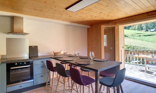 Joli APPARTEMENT DANS CHALET AVEC TERRASSE - SAINT JEAN D'AULPS - PROCHE MORZINE - 6 PERSONNES - LILOU
