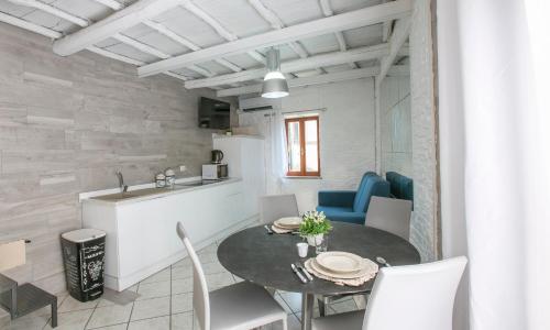 Bali only for two ,La Torre