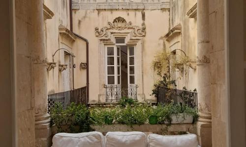 Ortigia Family House