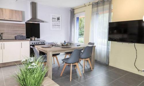 LA COMMANDERIE JARDIN PARKING Home-One