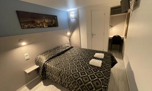 Fasthotel Roissy - Saint-Witz