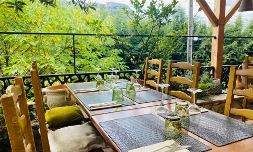 Logis Hotel Restaurant Le Grand Puech