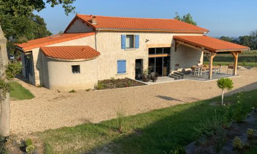 CHEZ LE DAMIAN