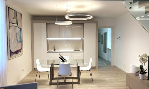 Queen Verona Luxury Apartment