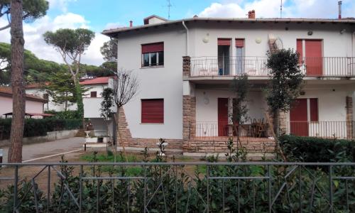 Ester a soli 150m. dal mare